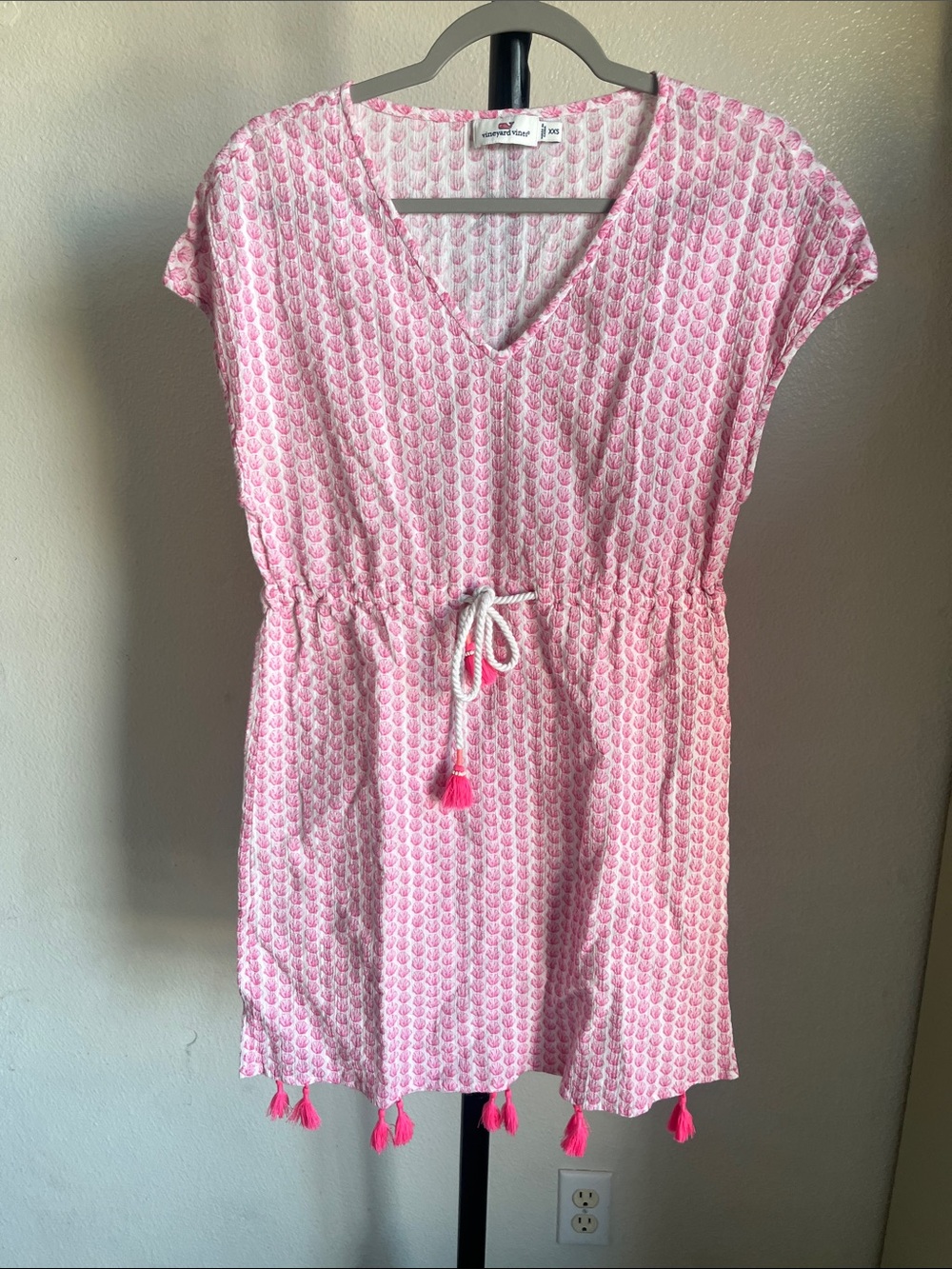 Vineyard Vines Pink White Printed Tassel Swim Coverup 100% cotton